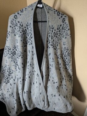 Vintage Cabi Gray Textured Open Front Pancho 100% Cotton One-size